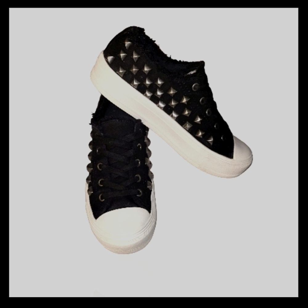 STEVE MADDEN VINNIE BLACK SNEAKERS (Size 6.5) - Picture 8 of 10